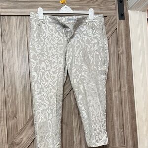 Chico's Cream and White Ankle Cropped Jeans